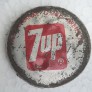 Kronkorken 7up Deutschland 1970 1970er silber 7up Westgetränke GmbH Dreieich Abgefüllt mit der Genehmigung Seven Up Co. St.Louis Missouri, U.S.A.